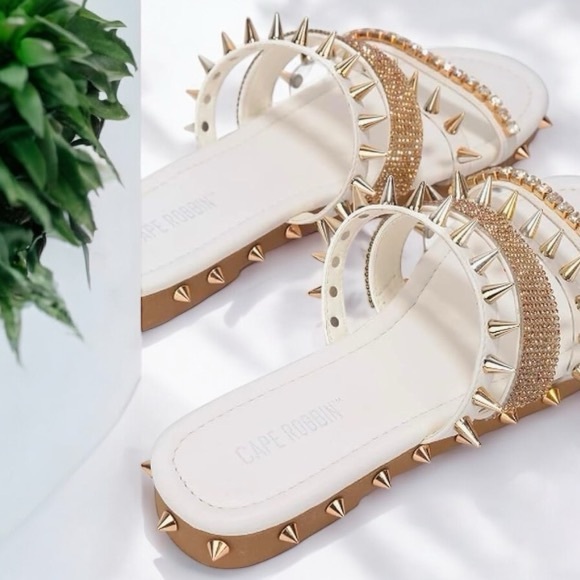 Cape Robbin Xtreme Studded Women’s Sandals - Picture 6 of 16